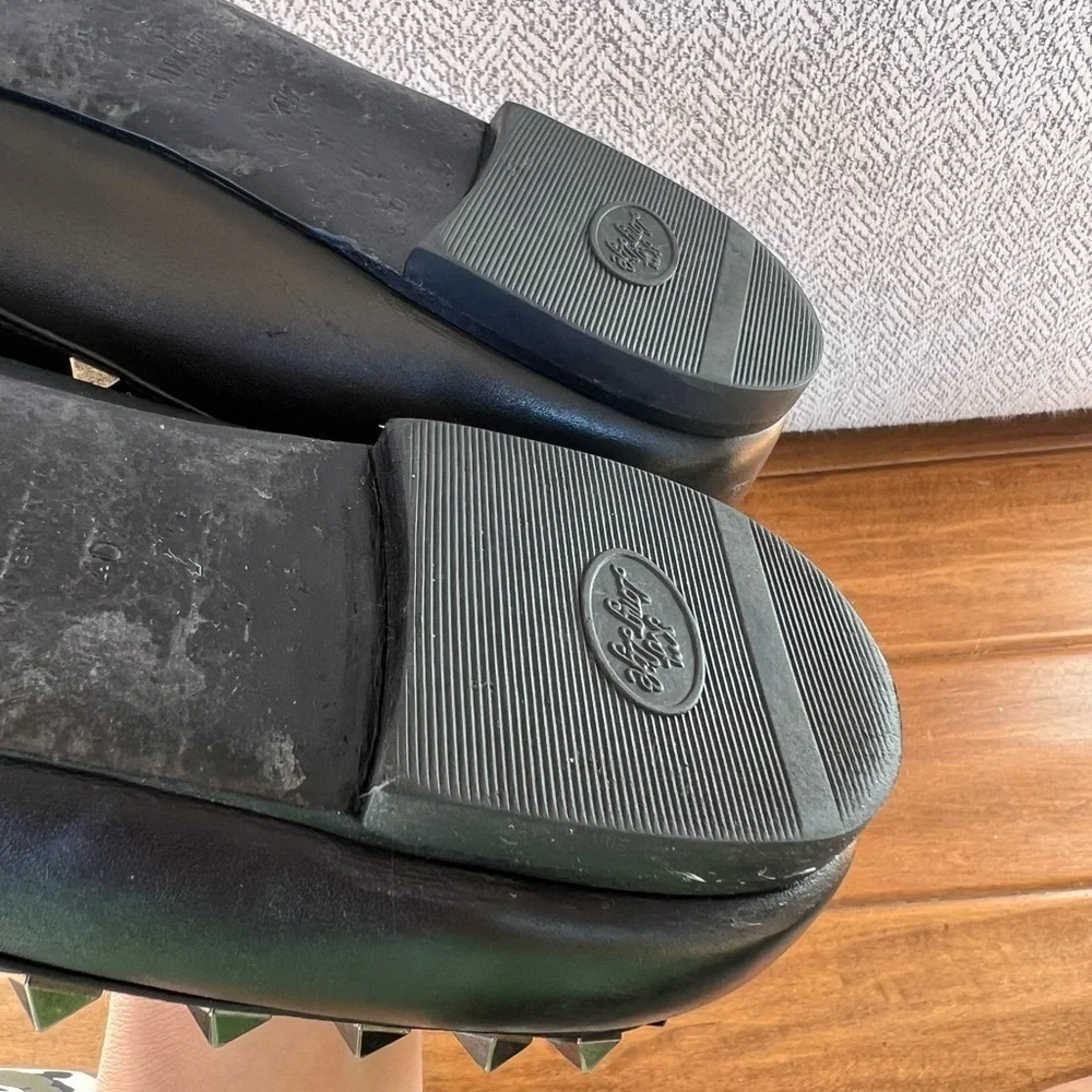 Rockstud Pointed Toe Ballerina Flat - Picture 11 of 15